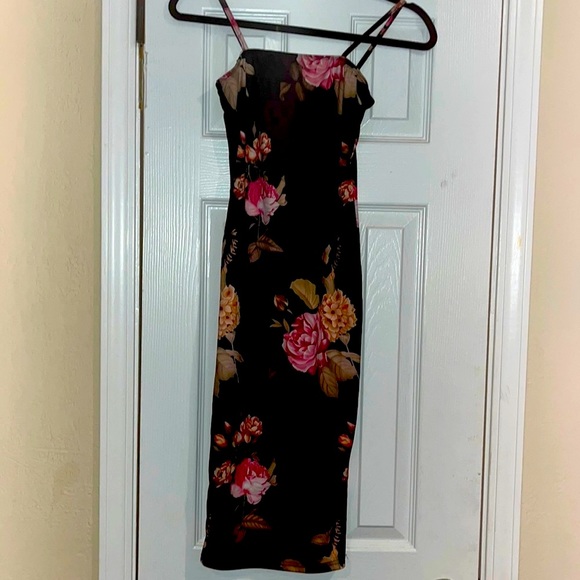 SHEIN Dresses & Skirts - Floral bodycon dress